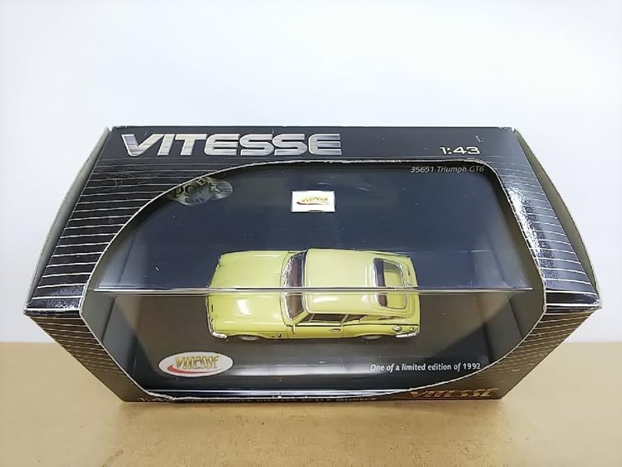 特価 Provence Moulage (1/43) トライアンフ TR6 シュコー 1/43 トライアンフ TR6 オープンソフトトップ